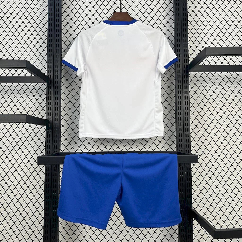 BARNEDRESS England 2025