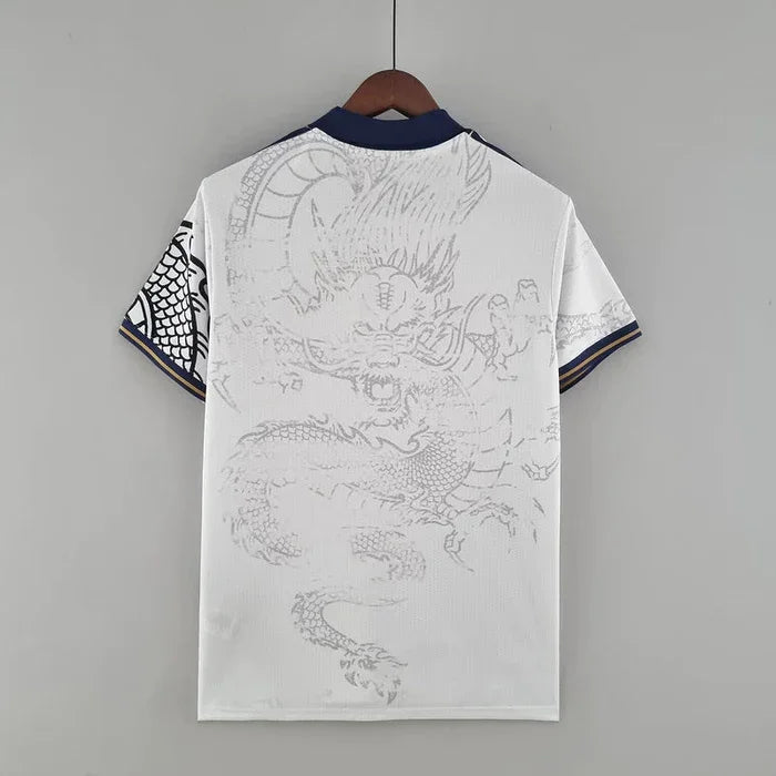 Camisola Real Madrid temporada 2023-2024 edição especial dragão branco