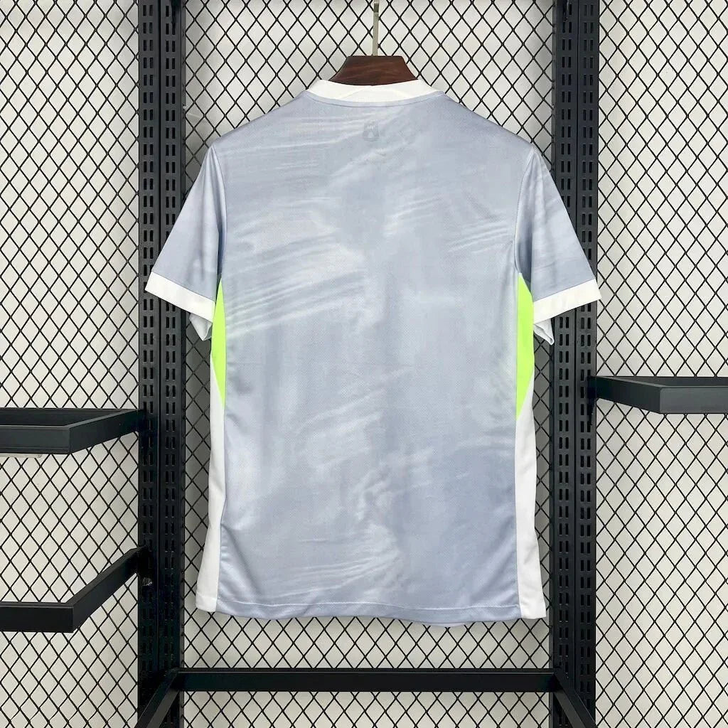 Camisola Wolfsburg fora 2025-26
