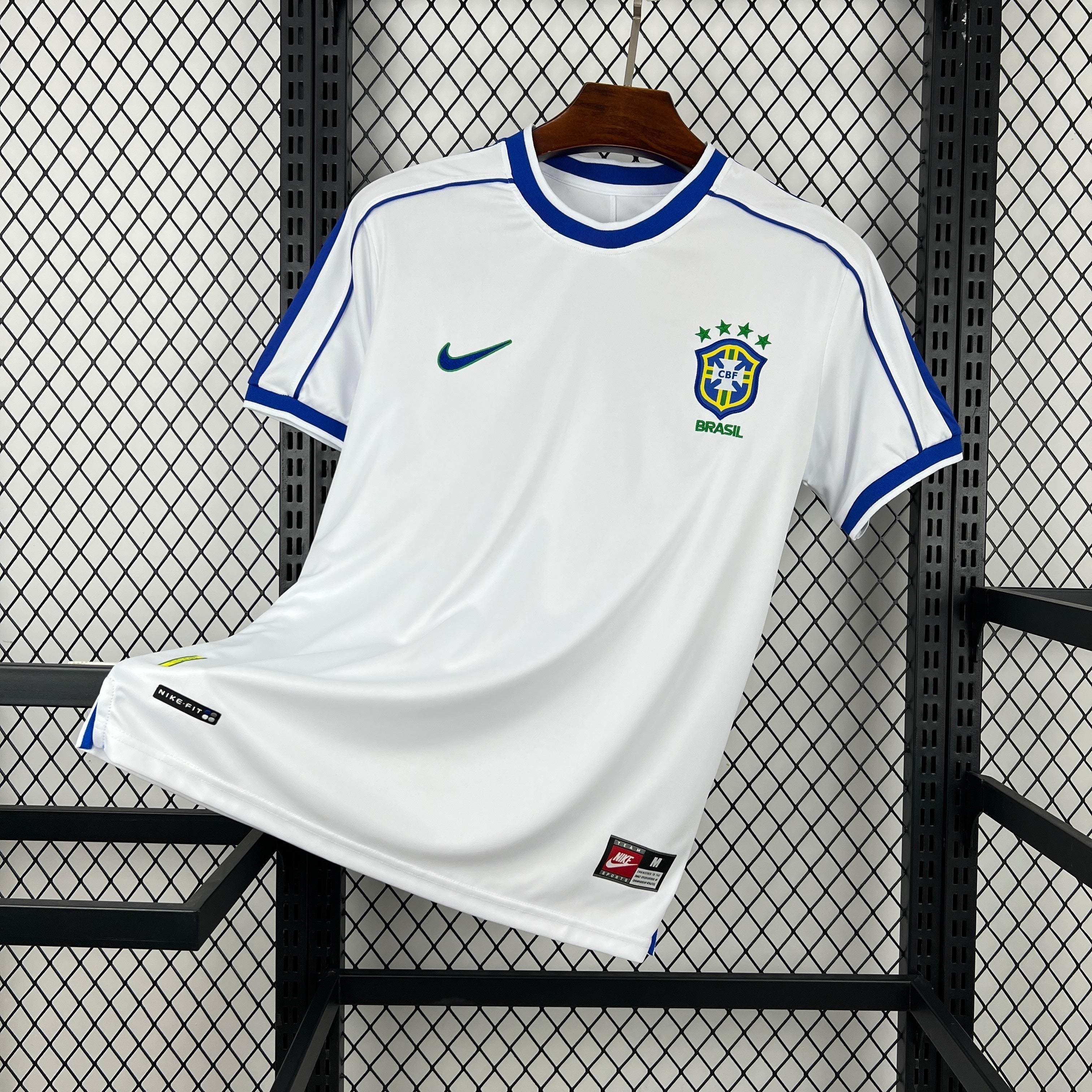 Voetbalshirt Brazilië Retro concept 1998