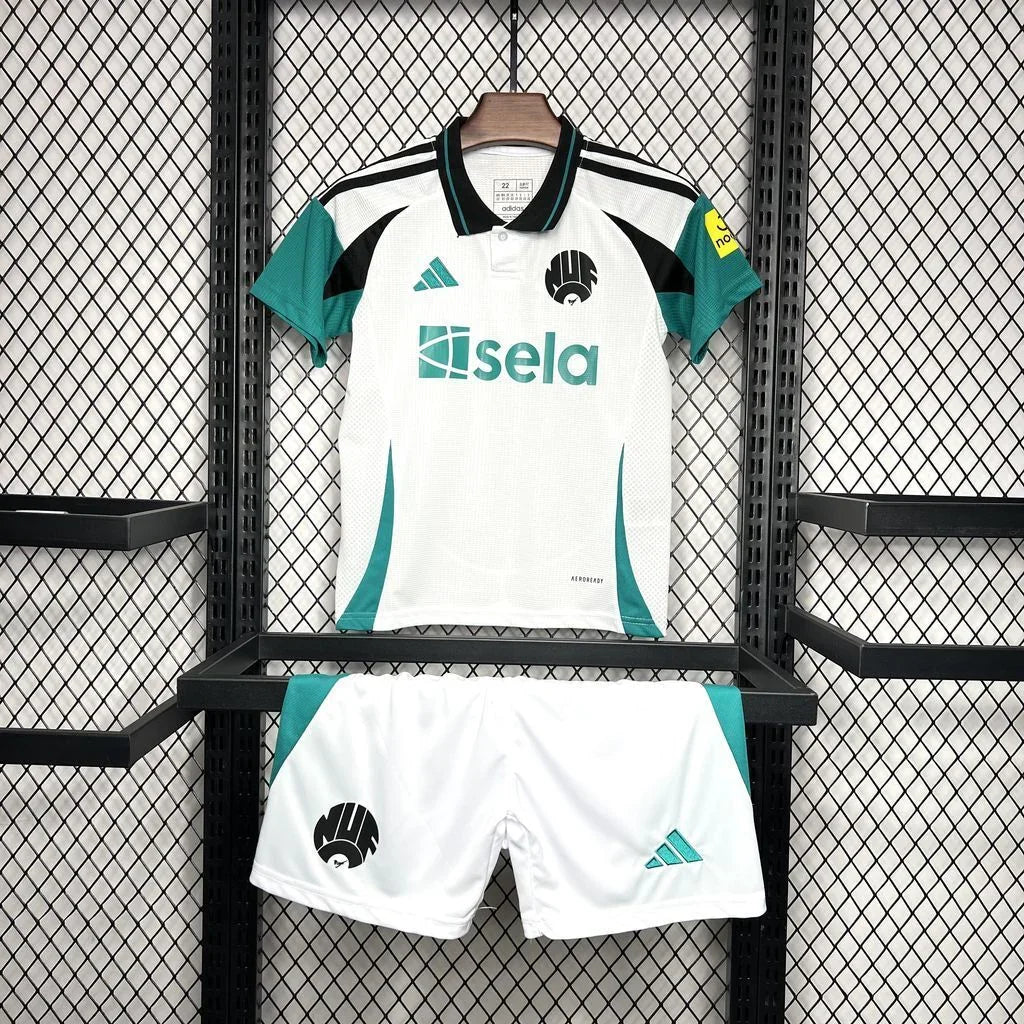 Kindertenue Newcastle 2024-25