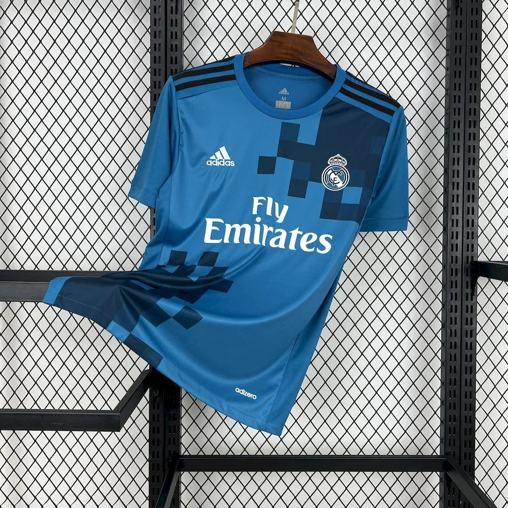 Real Madrid camisola futebol 2017 2018 retro