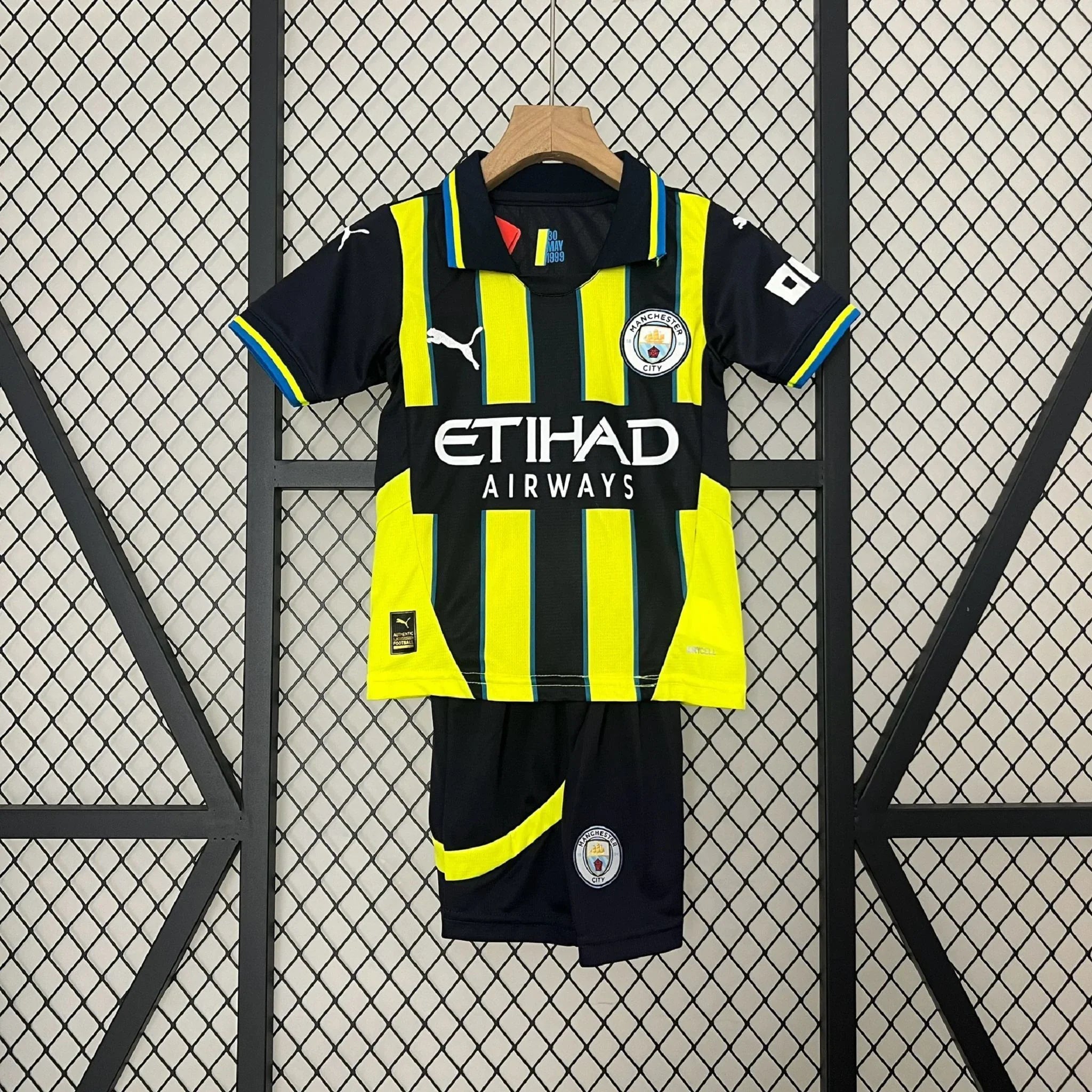 Kit Criança Manchester City fora 2024-25
