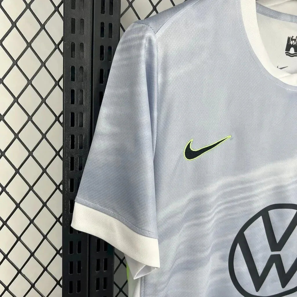 Camisola Wolfsburg fora 2025-26