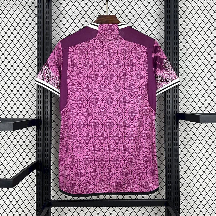 Camisola Real Madrid Conceito Rosa 2024-25