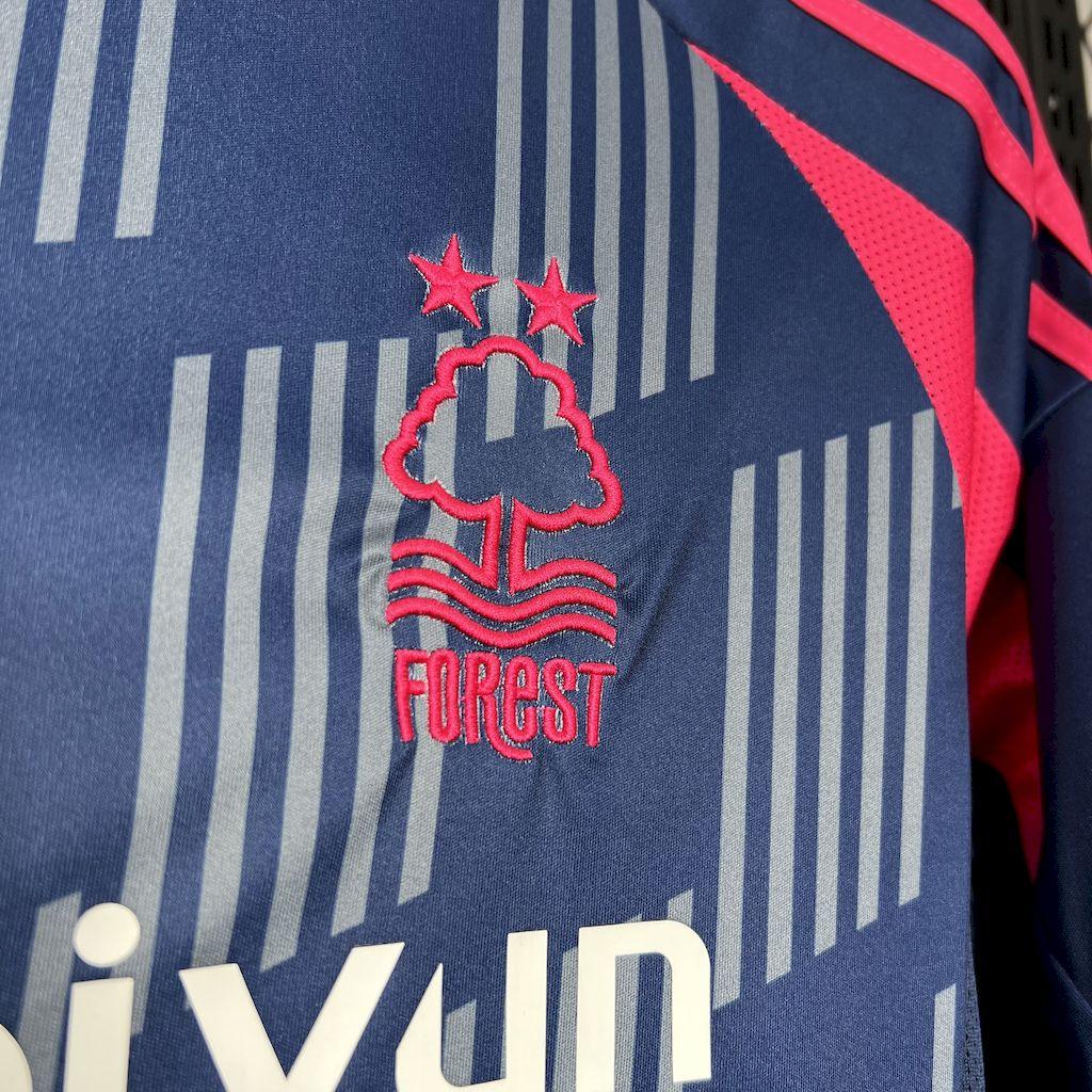 Camisola Nottingham Forest fora 2024-25