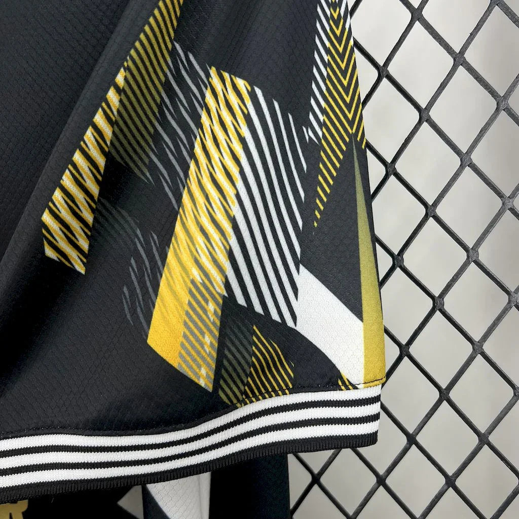 Camisola Real Madrid conceito 2025-26