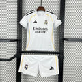 Kindertenue Real Madrid 2025-26
