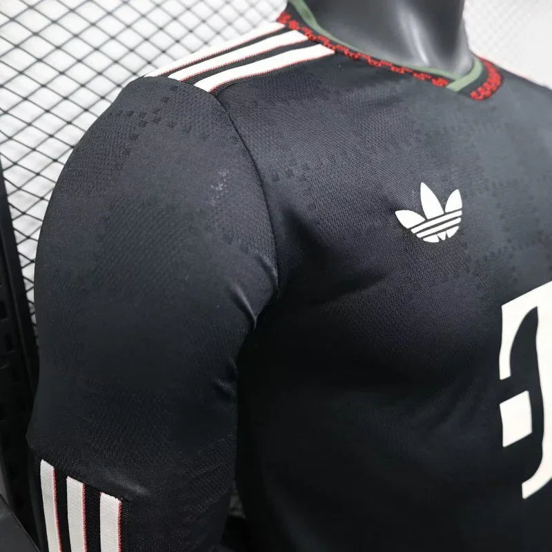 Camisola Bayern Munich 2025-26