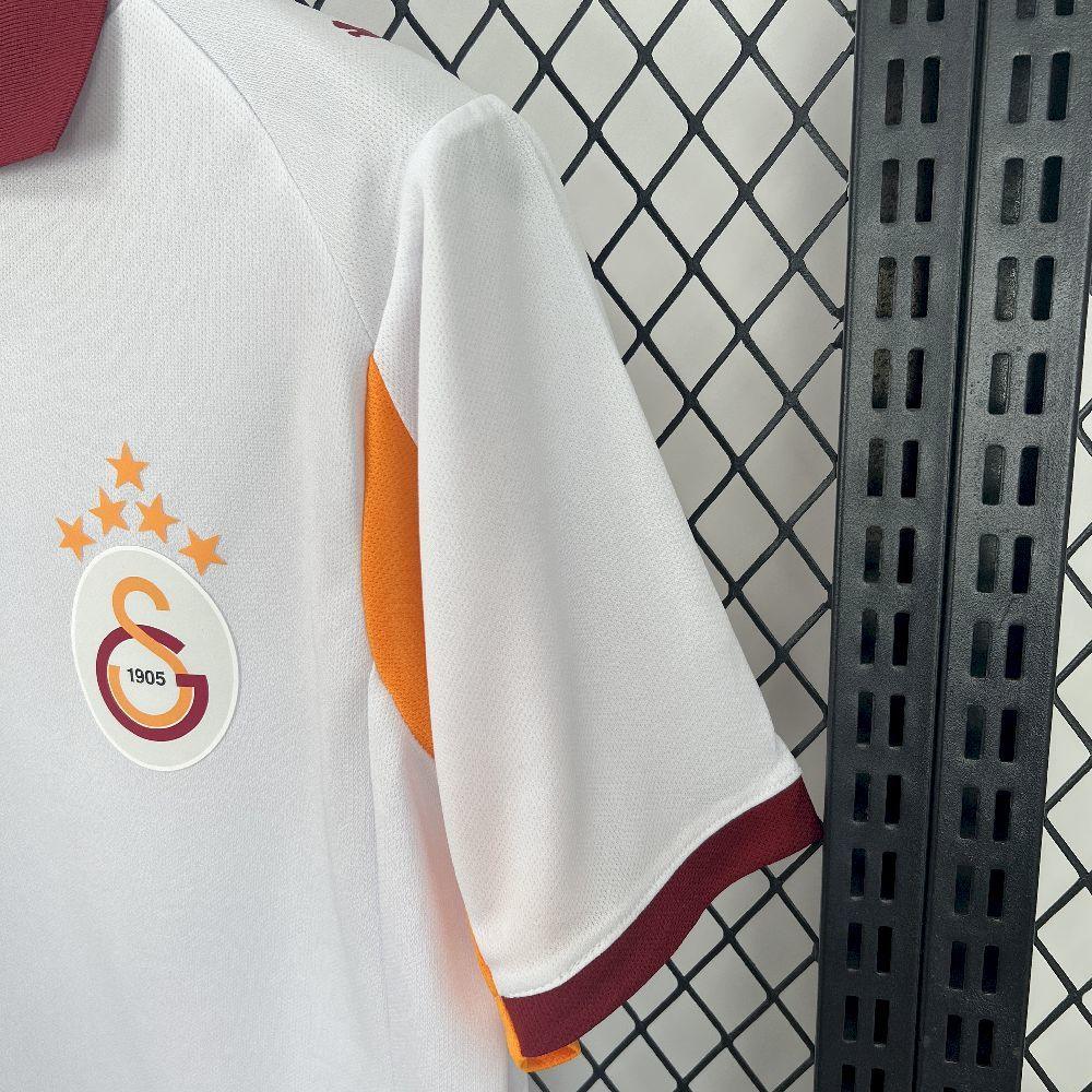 Camisola Galatasarays fora 2025-26
