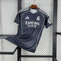 Camisola Real Madrid fora 2025-26