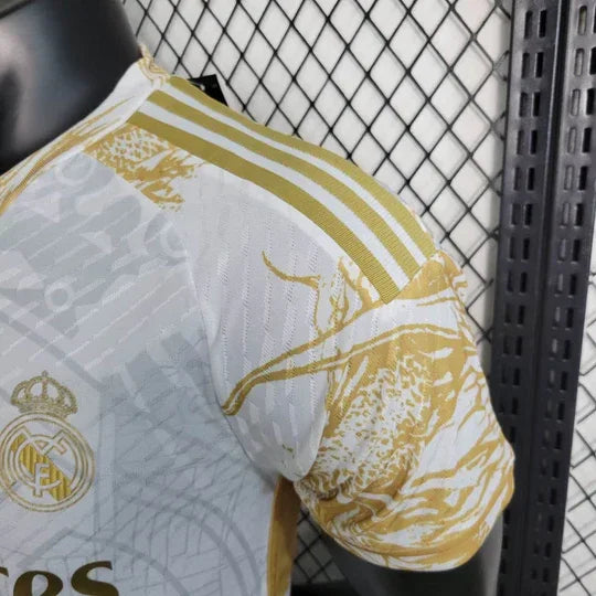 Fotballdrakt Real Madrid sesong 2023-2024 limitert utgave gull