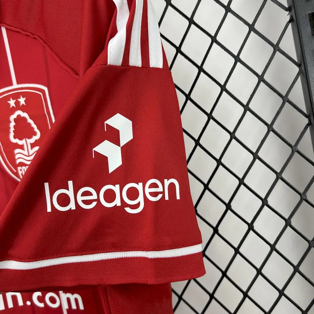 Camisola Nottingham Forest 2025-26