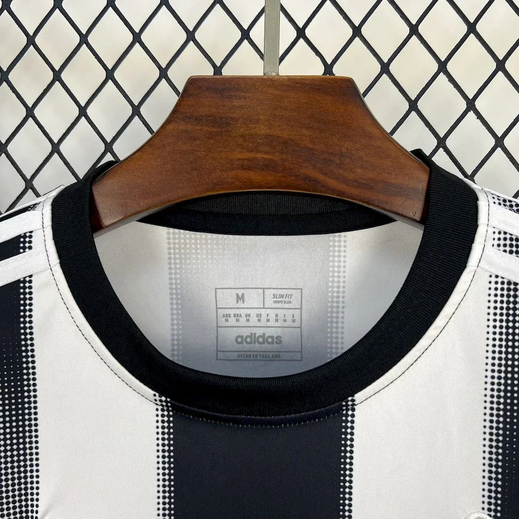Camisola Newcastle 2025-26