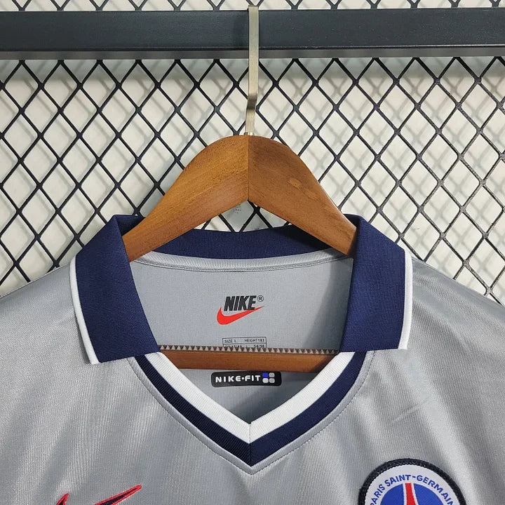 Camisola Paris Retro 2000