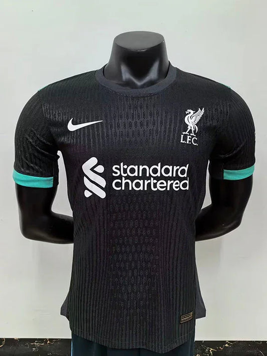 Camisola Liverpool temporada 2023-2024 fora versão player totalement preto