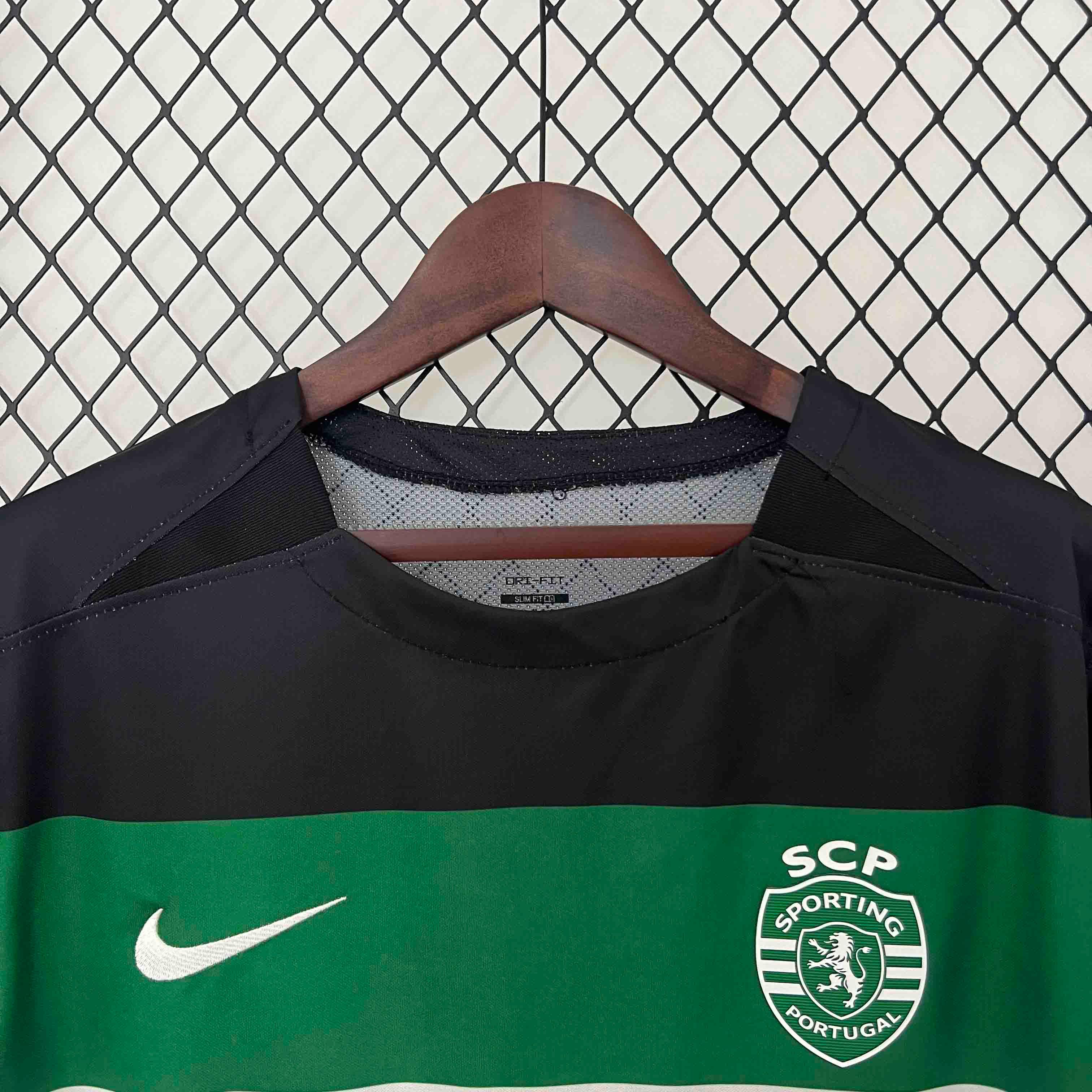 Camisola Sporting 2024-25