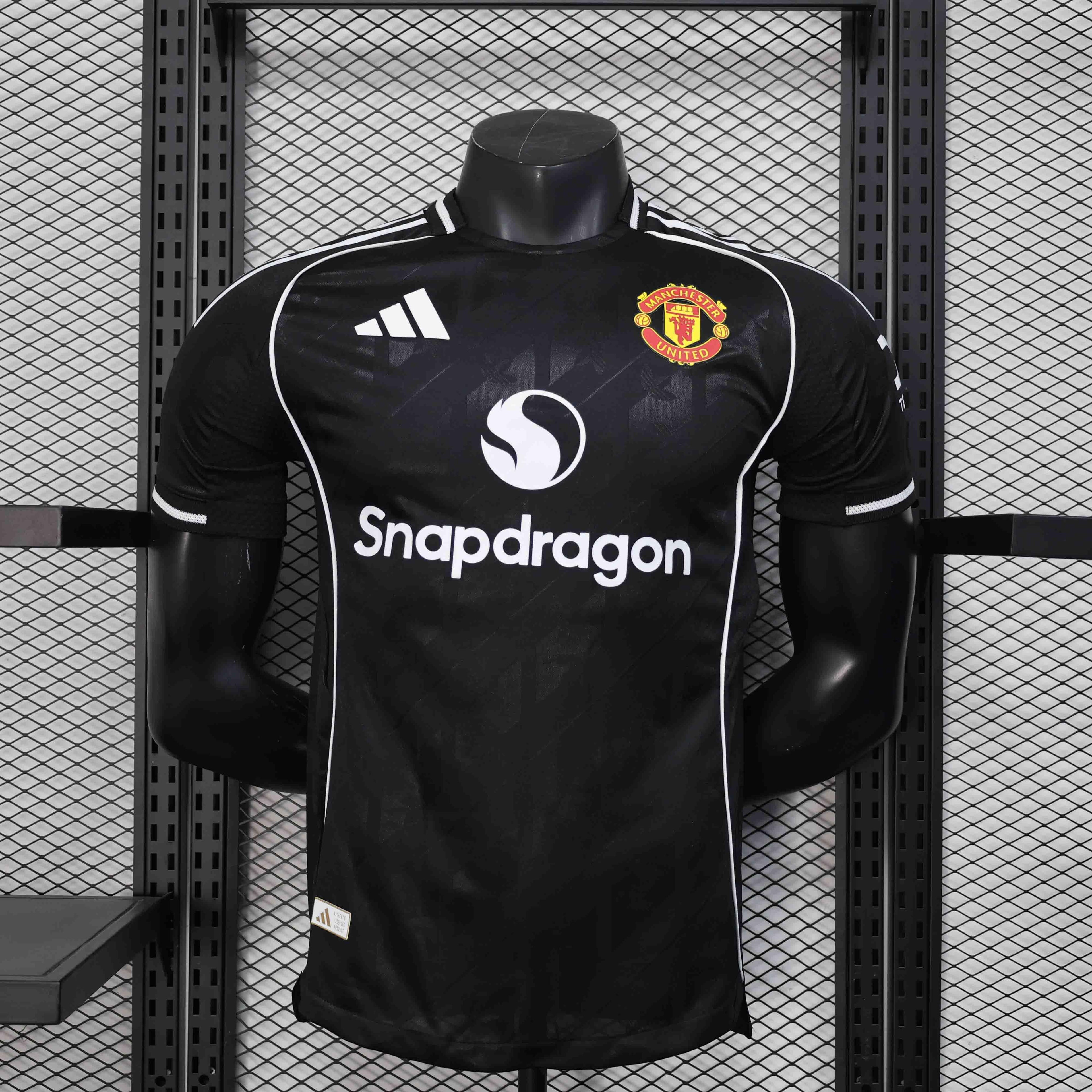 Camisola Manchester United conceito 2025-26