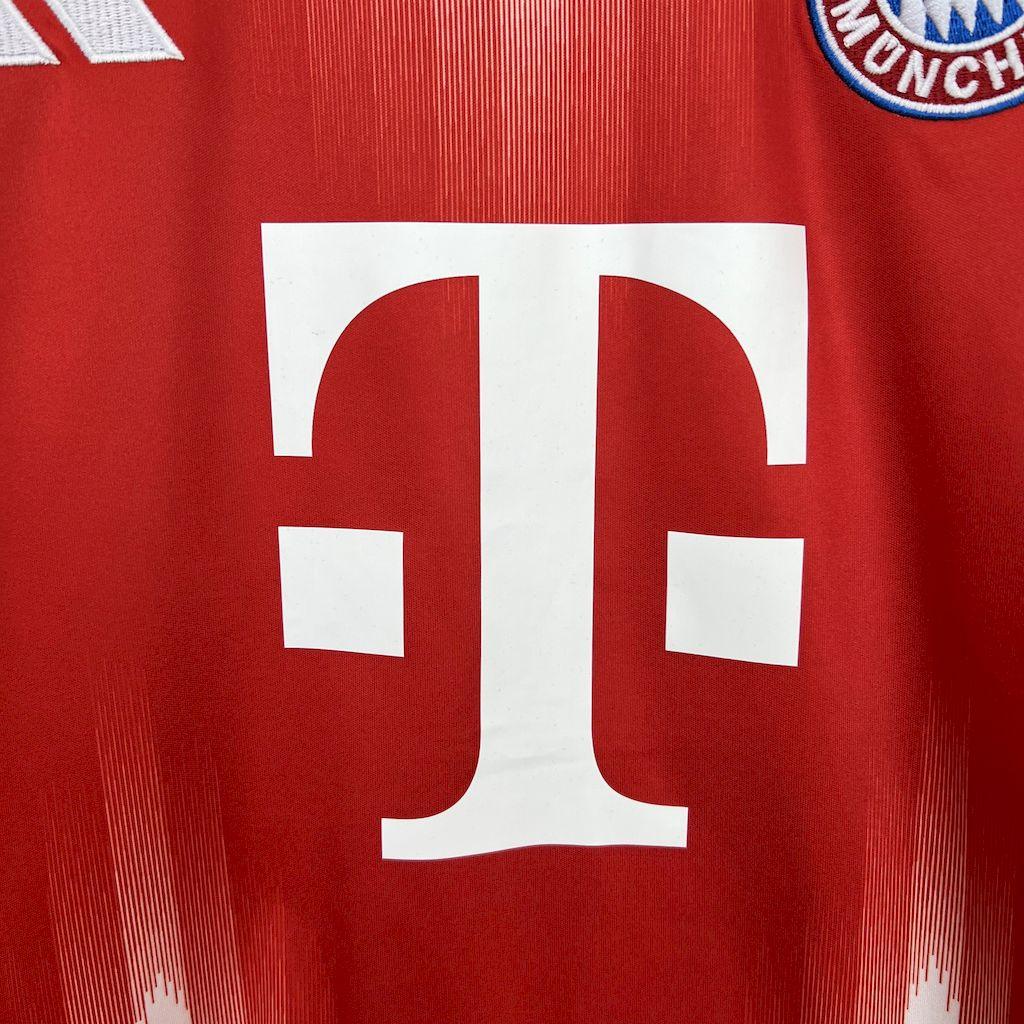 Camisola Bayern Munich 2025-26