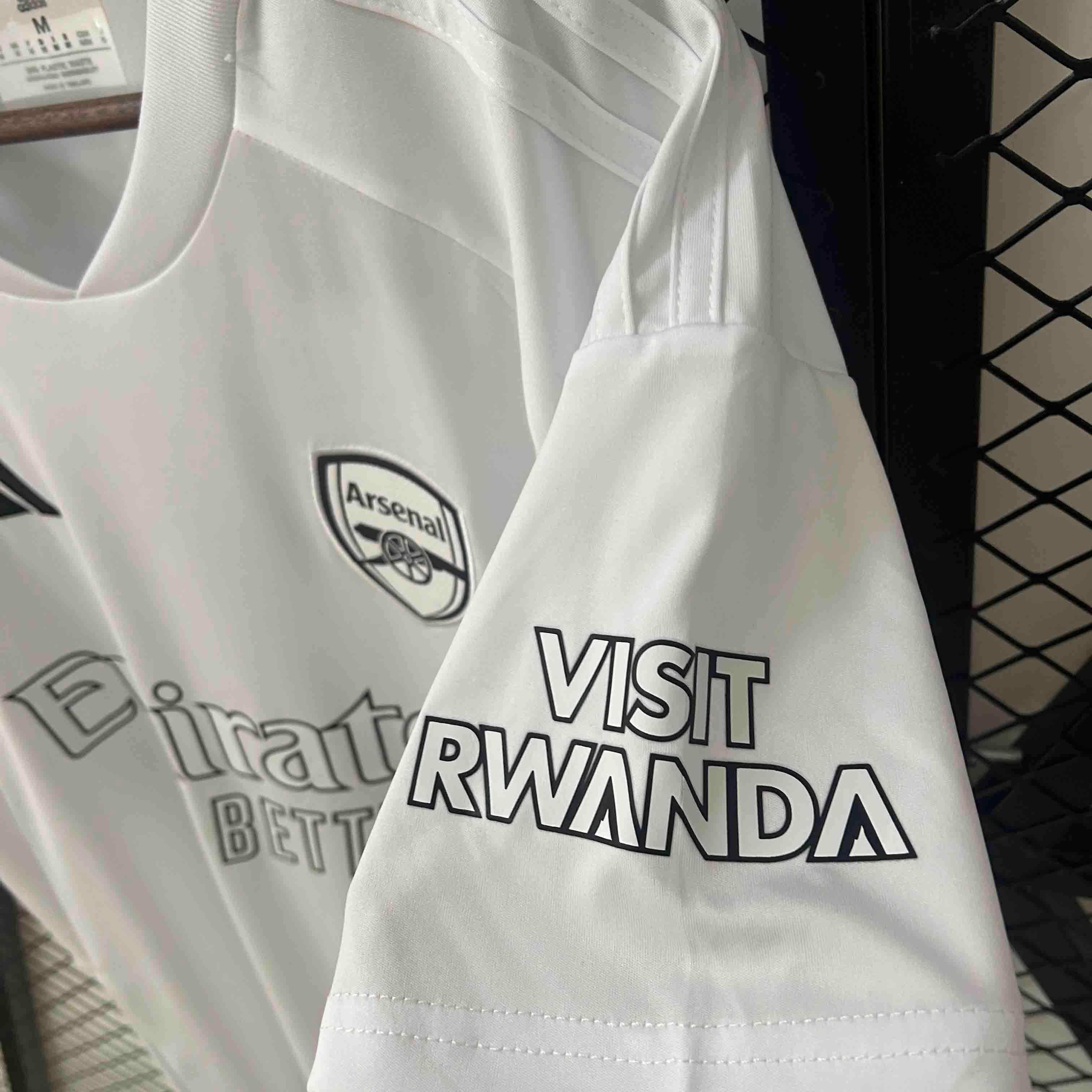 Camisola Arsenal conceito 2025-26
