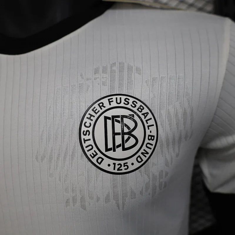 Camisola Alemanha conceito 2025-26