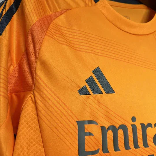 FOTBALLDRAKT REAL MADRID BORTE 2024/25