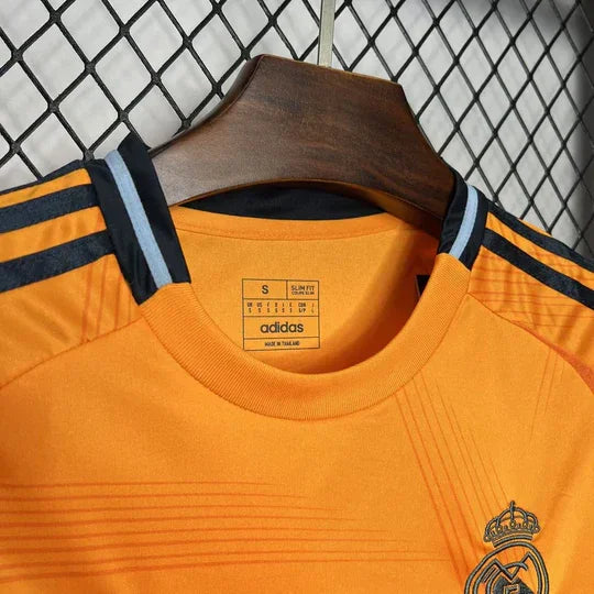 FOTBALLDRAKT REAL MADRID BORTE 2024/25