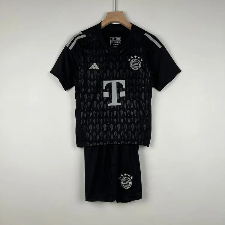 KINDERTENUE BAYERN MÜNCHEN 2023-24
