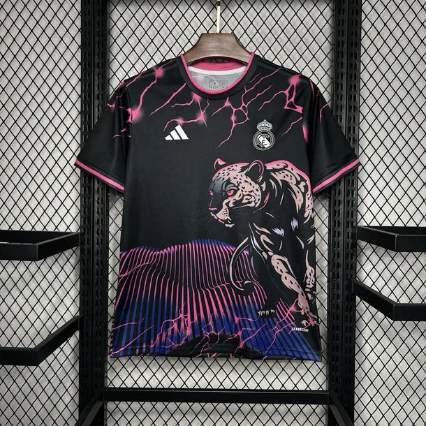 Voetbalshirt Real Madrid Zwart Roze Panther 2024/25