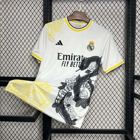 Camisola Real Madrid futebol conceito 2024 2025