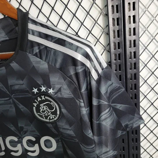 Camisola Ajax temporada 2023-2024 edição third preto