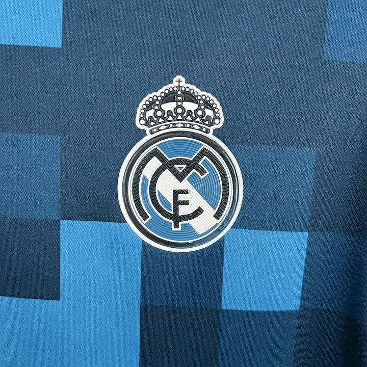 Real Madrid camisola futebol 2017 2018 retro