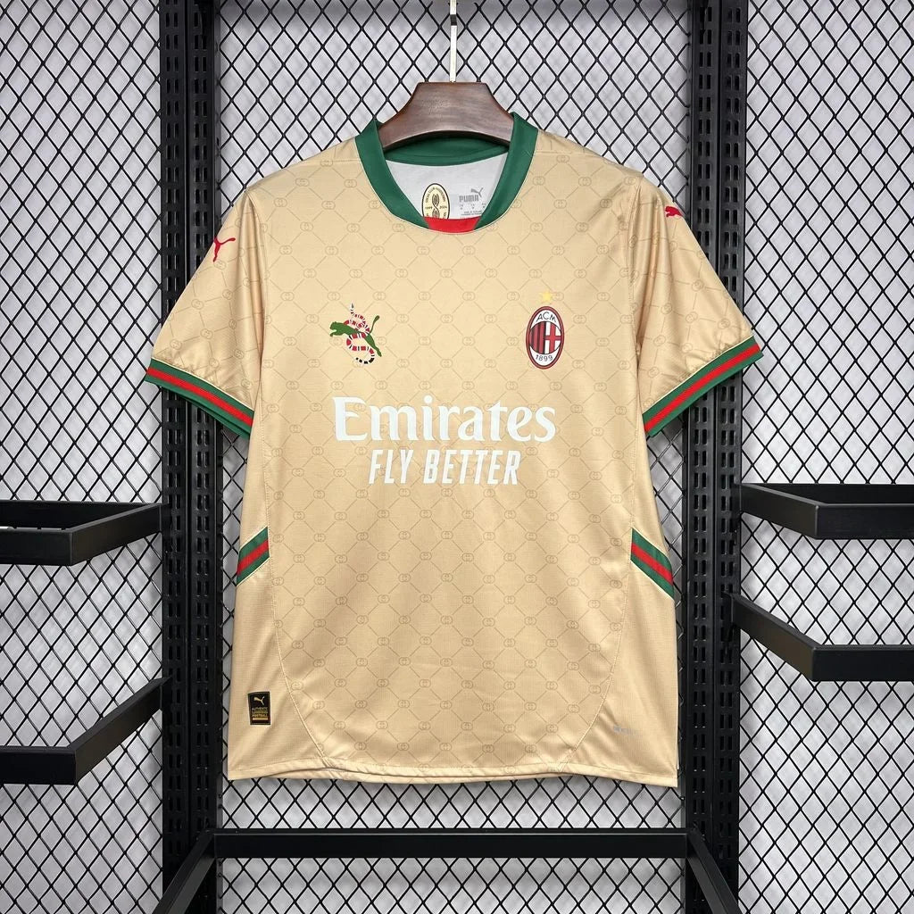 Camisola  AC Milan conceito GUCCI 2024/25