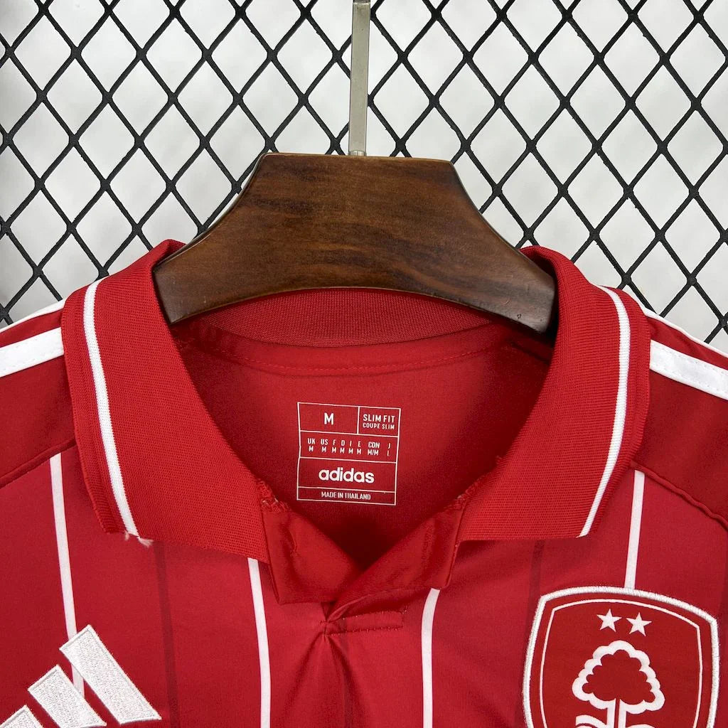 Fotballdrakt Nottingham Forest 2025/26