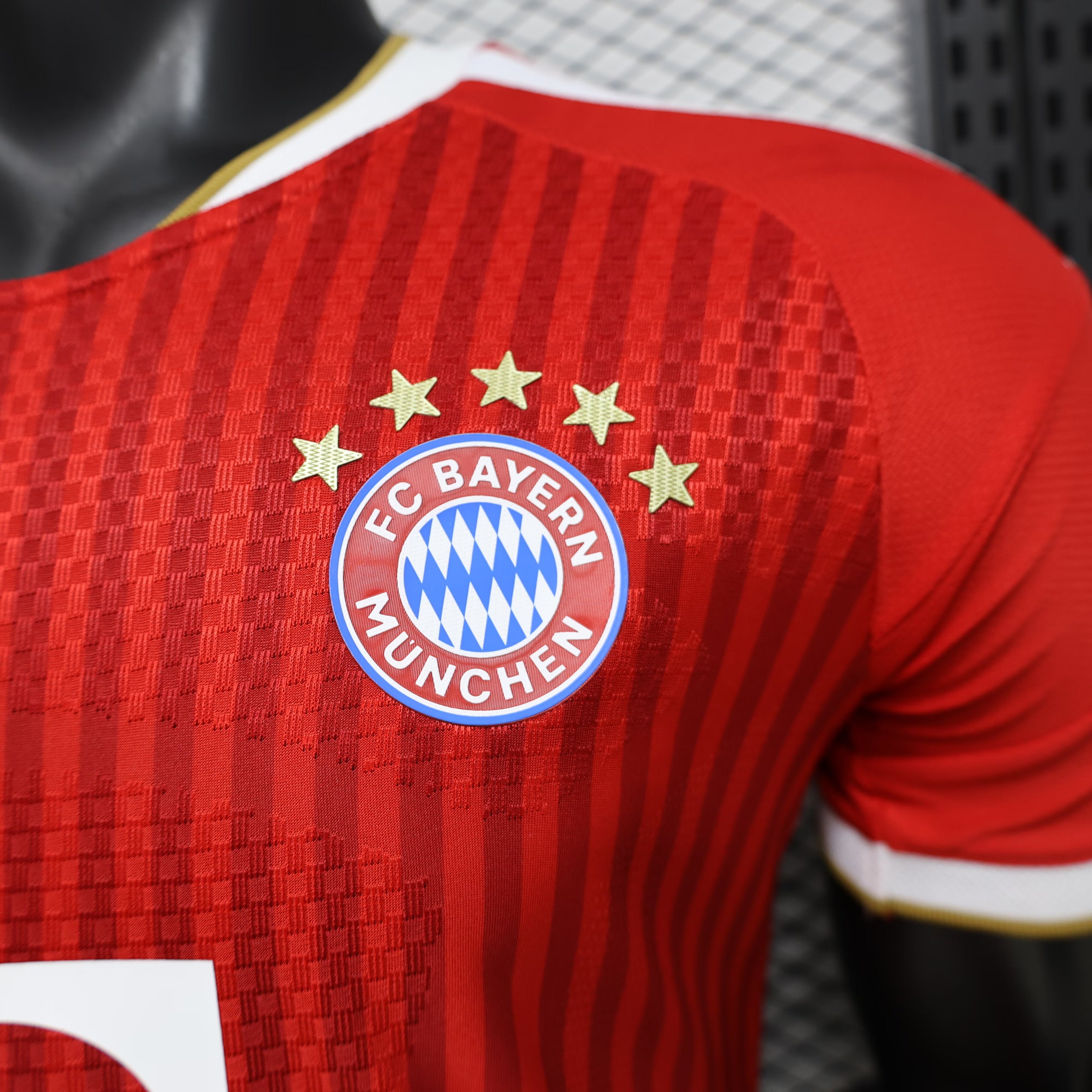 Camisola Bayern Munich 2026-27