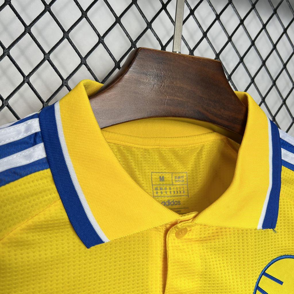 Camisola Leeds United fora 2024-25