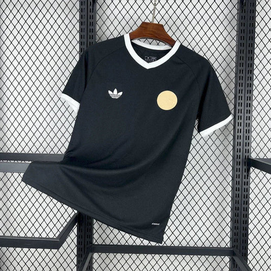 Camisola Ajax conceito 2025-26