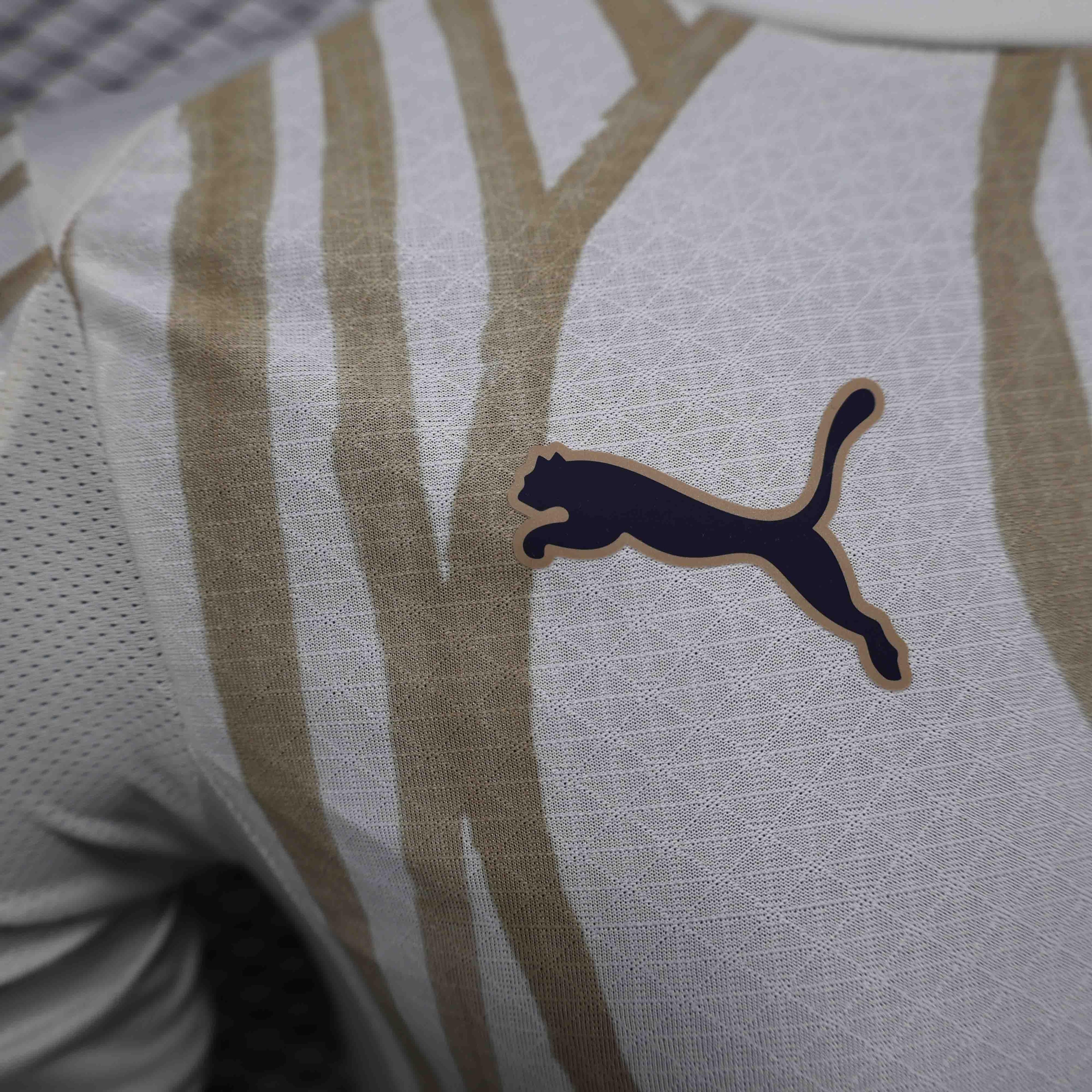 Camisola Al-Hilal fora 2025-26
