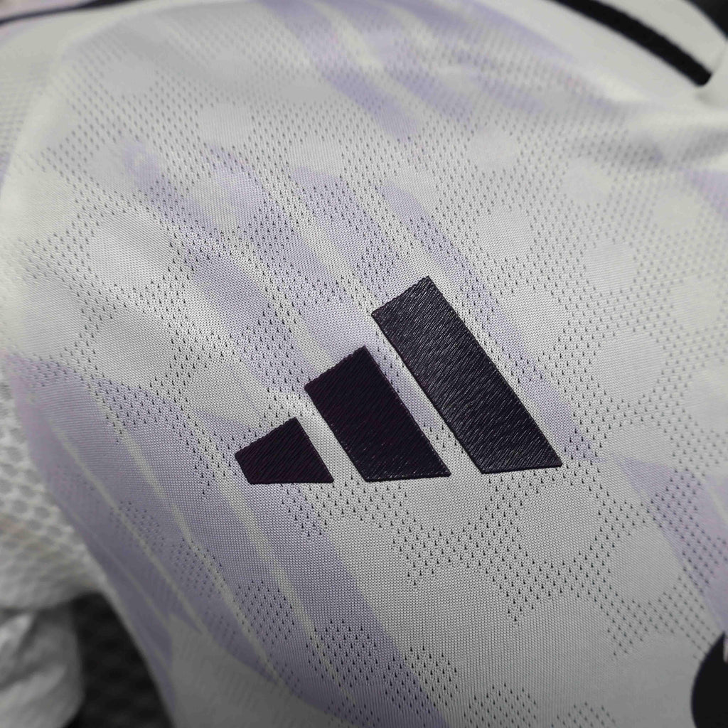 Camisola Manchester United fora 2025-26