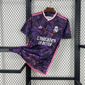Camisola Real Madrid futebol conceito rosa 2024 2025