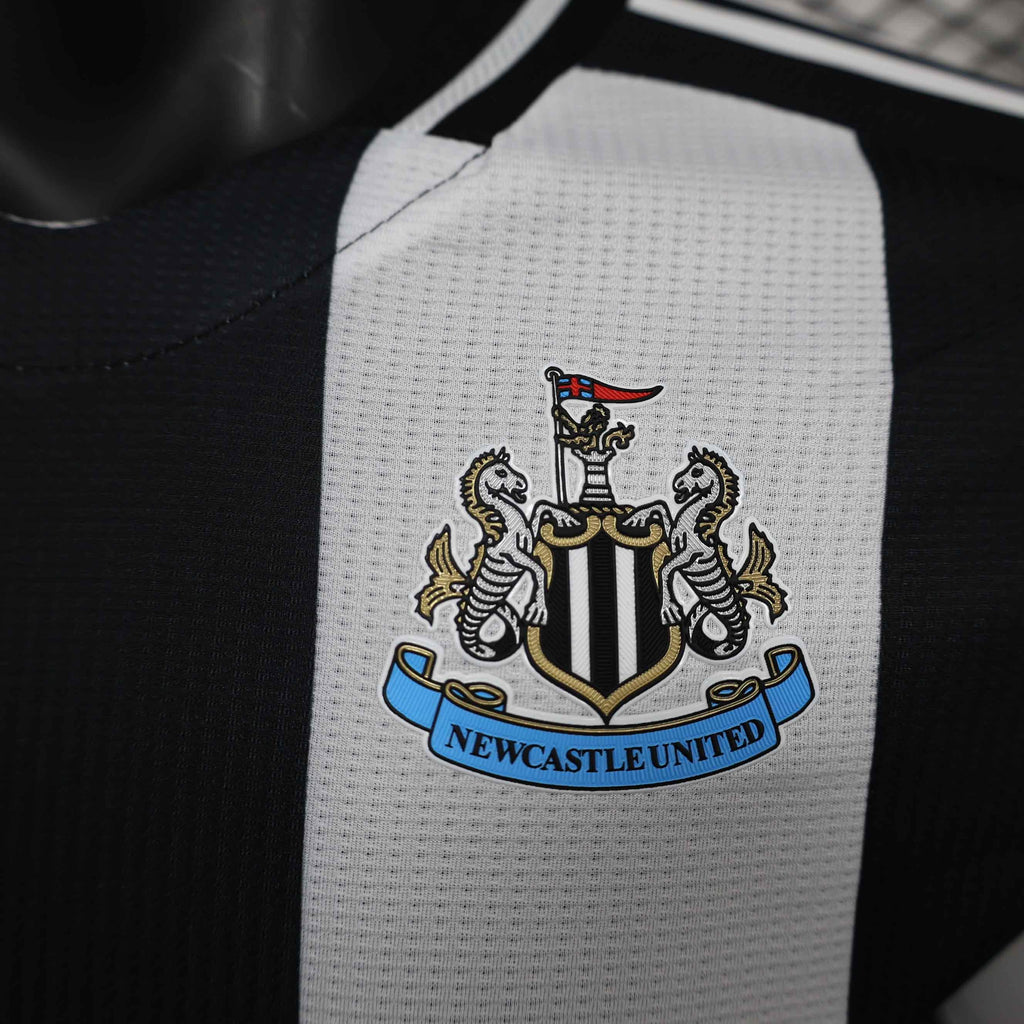 Camisola Newcastle 2024-25