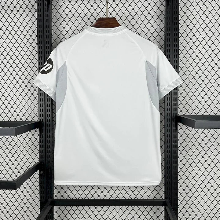 Fotballdrakt Real Madrid hjemme 2025/26