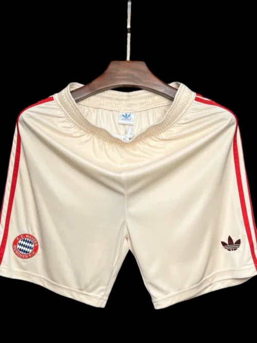 Calções Bayern Munich 2024-25