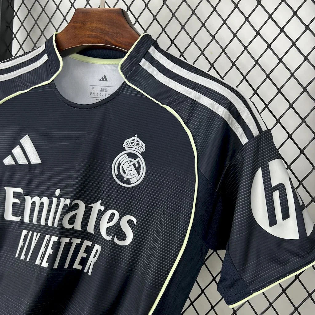 Fotballdrakt Real Madrid Borte 2025/26